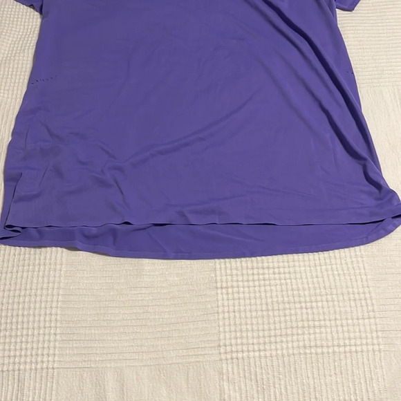 Lululemon - Picture 4 of 5